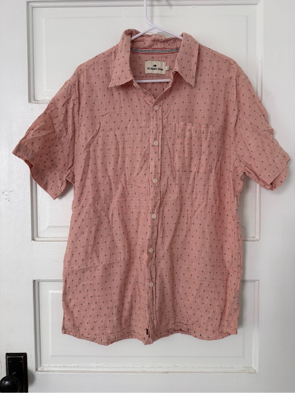 The Normal Brand Men's Short-Sleeve Button-Up Shirt in Dusty Pink/light coral
